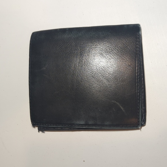 Paul & Taylor USA Black Leather Wallet - Picture 3 of 9
